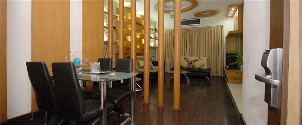 Hotel The New Marrion à Bhubaneswar Extérieur photo