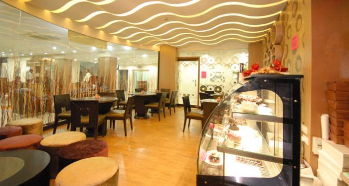 Hotel The New Marrion à Bhubaneswar Extérieur photo